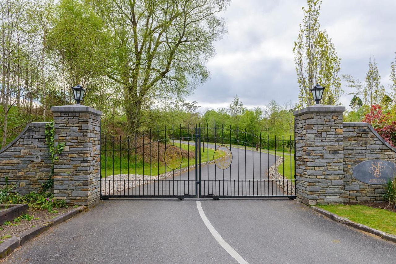 The Courtyard At Sheen Falls Country Club Kenmare Buitenkant foto